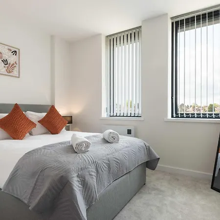 شقة Modern 1 Bedroom In With Parking *