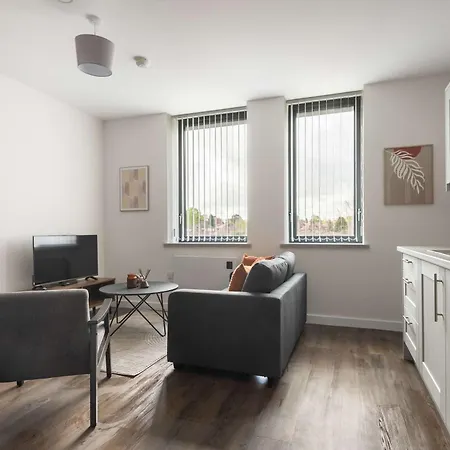 Modern 1 Bedroom In With Parking Apartmán