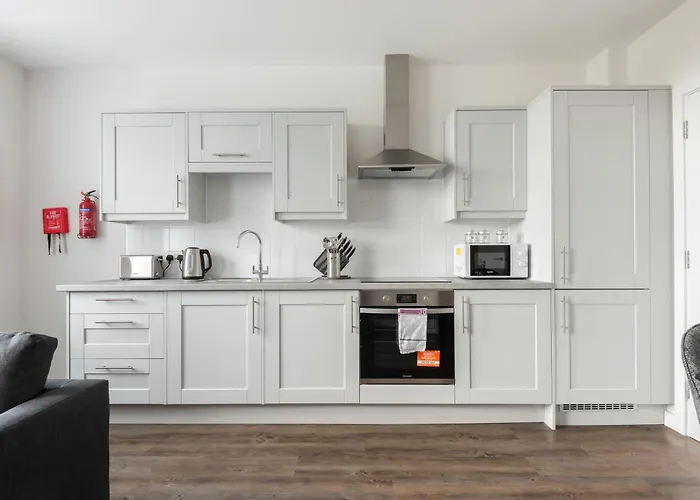 Appartement Modern 1 Bedroom In With Parking